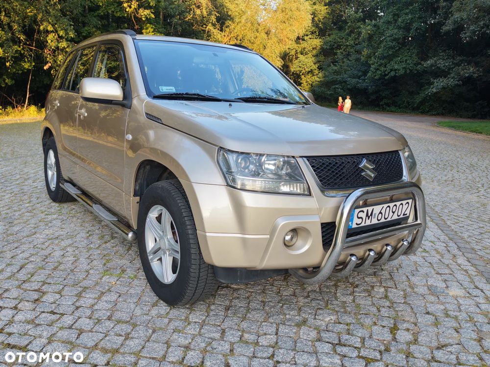 Suzuki Grand Vitara 2.0 Comfort - 22