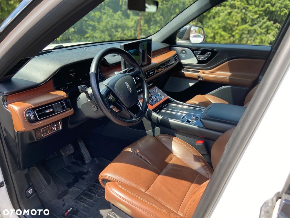 Lincoln Aviator - 20