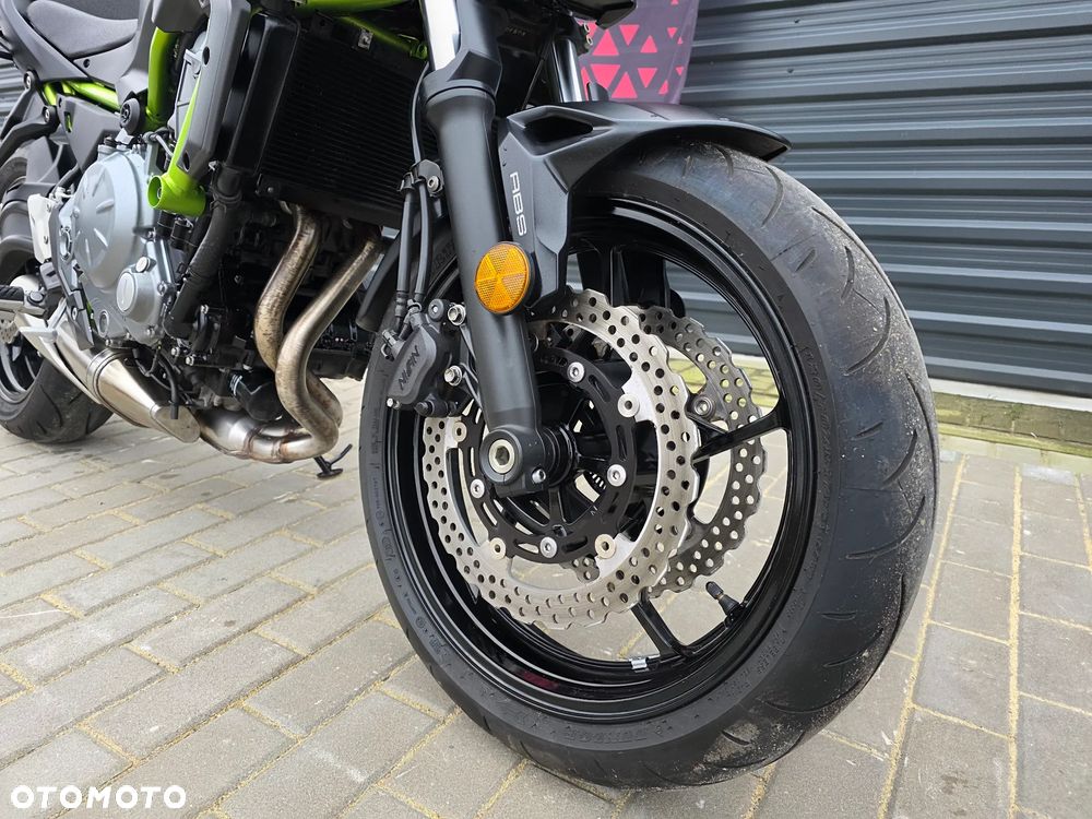 Kawasaki Z 650 - 21