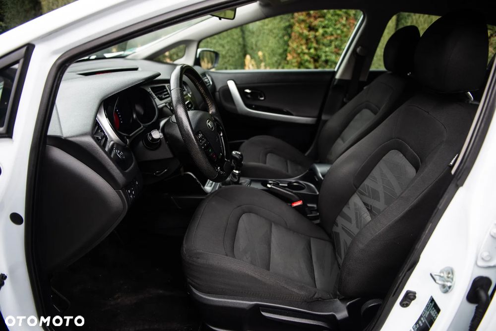 Kia Ceed 1.4 CVVT Vision - 18