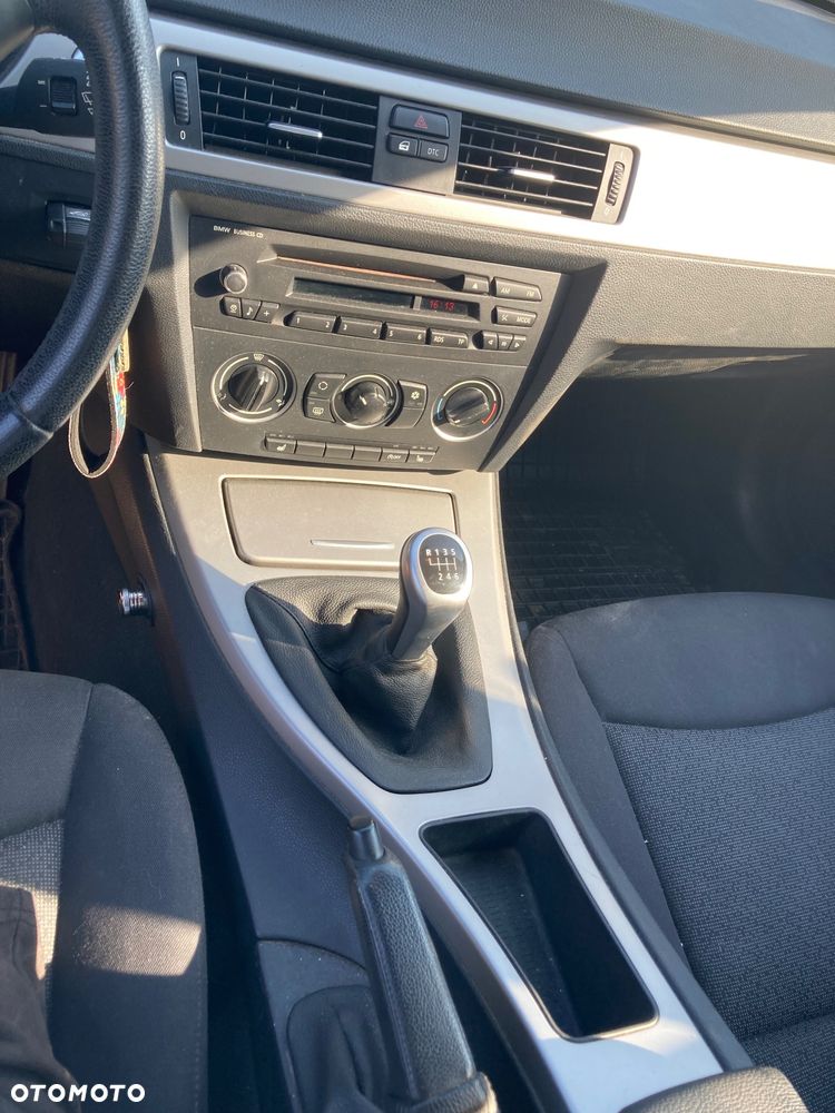 BMW Seria 3 - 11