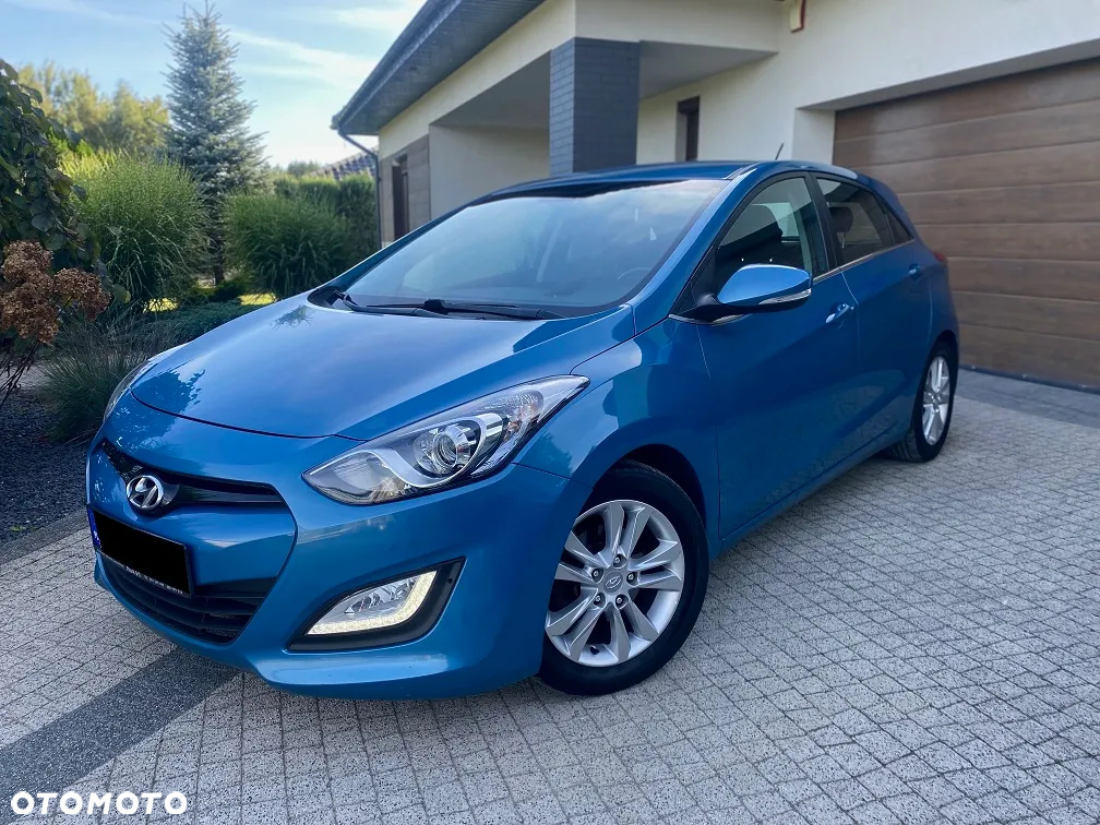 Hyundai i30 1.6 GDI BlueDrive Classic + DCT - 2