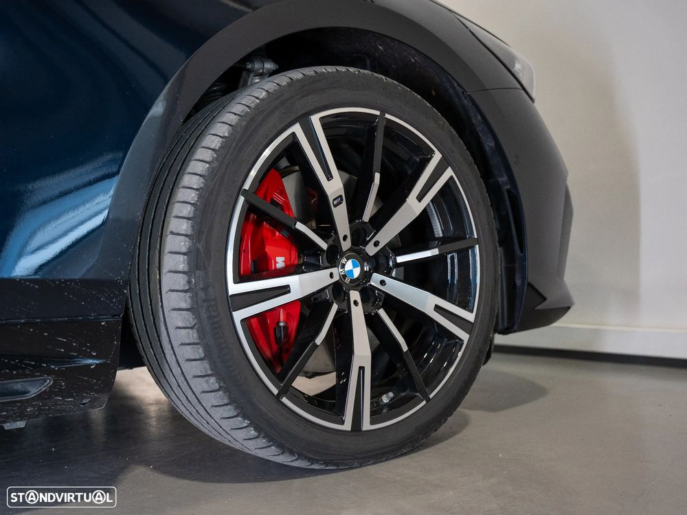 BMW i5 eDrive40 Pack Desportivo M Pro - 35