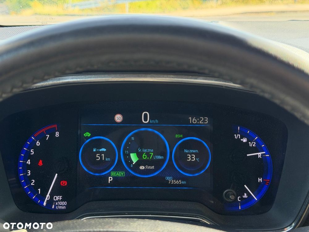 Toyota Corolla 2.0 Hybrid Executive - 23