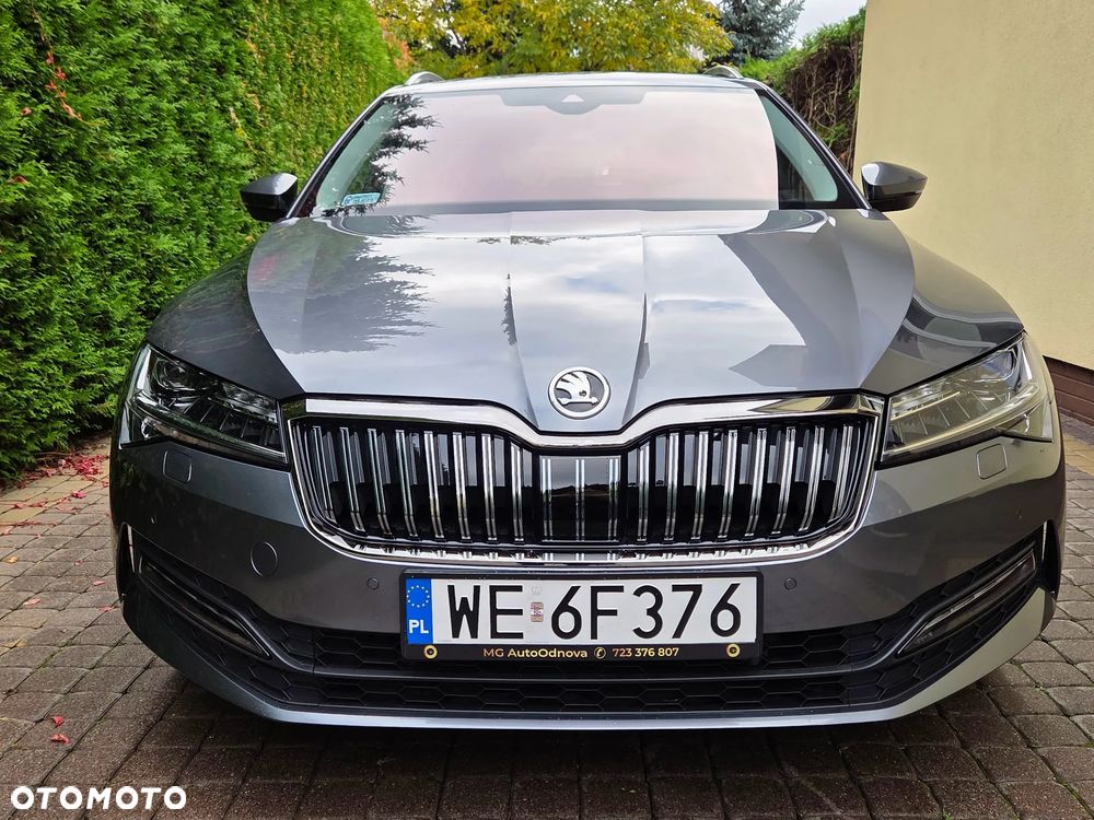 Skoda Superb 2022 photo 2