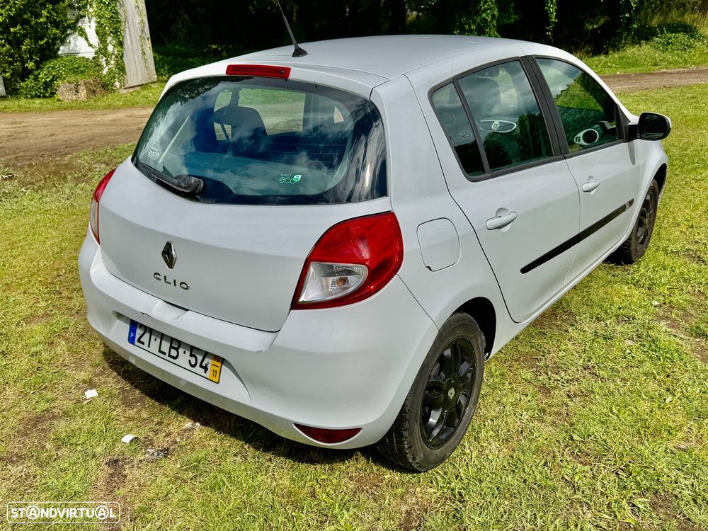 Renault Clio 1.5 dCi Dynamique S - 49