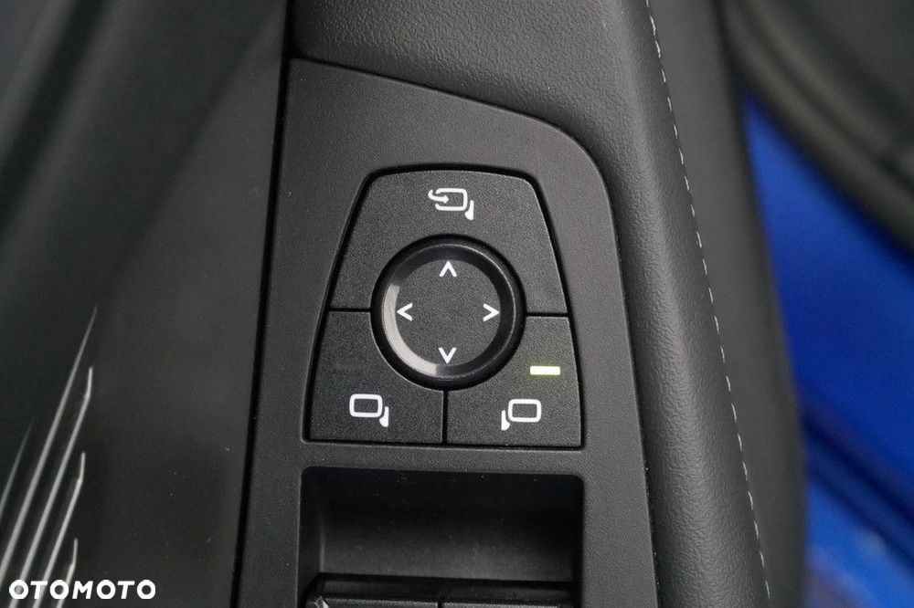 BMW Seria 1 123 mHEV xDrive - 27