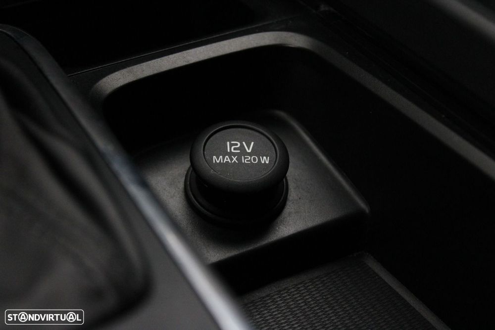 Volvo V60 2.0 D3 Geartronic - 24