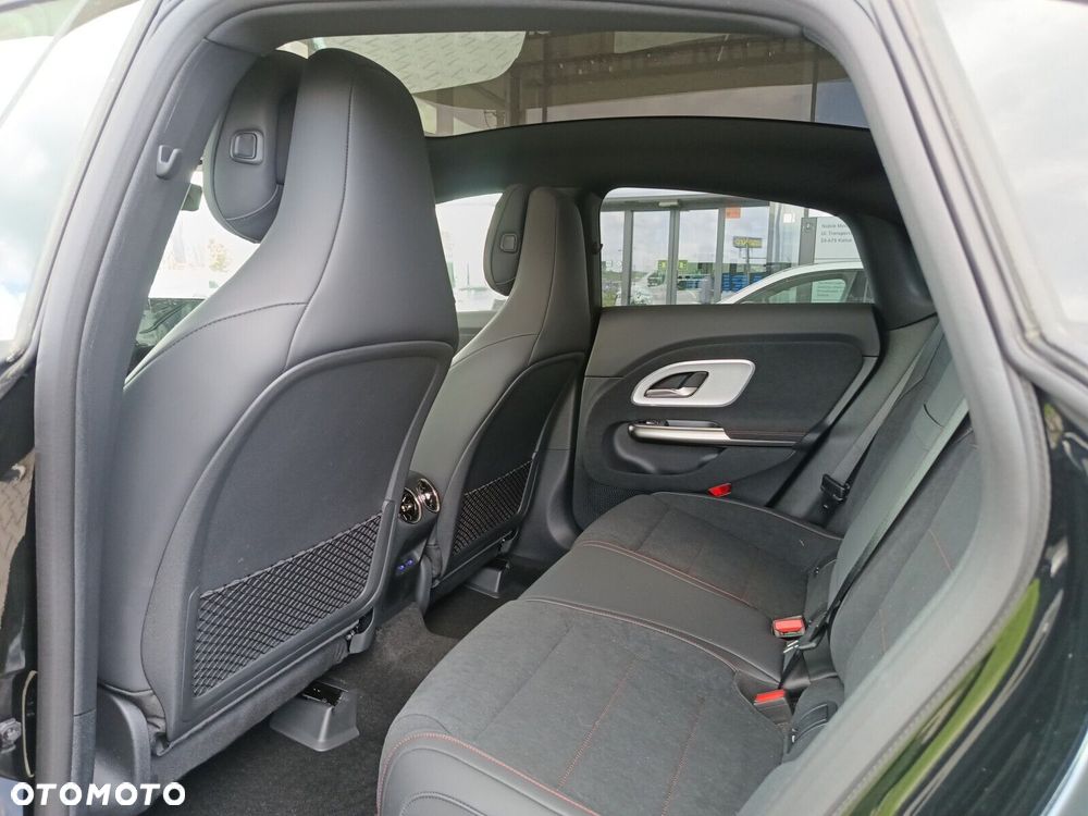 Mercedes-Benz CLA - 20