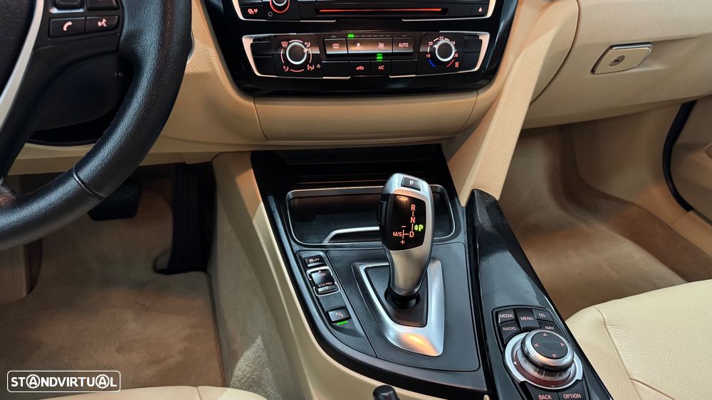 BMW 316 d Auto Line Sport - 25