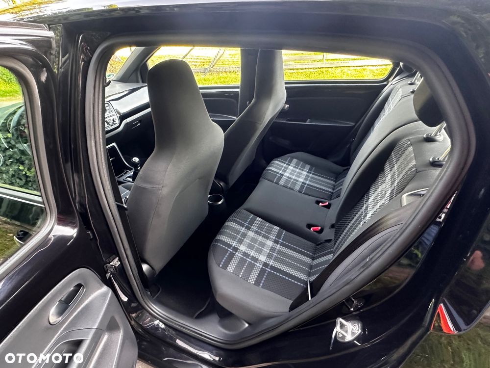 Volkswagen up! club - 23