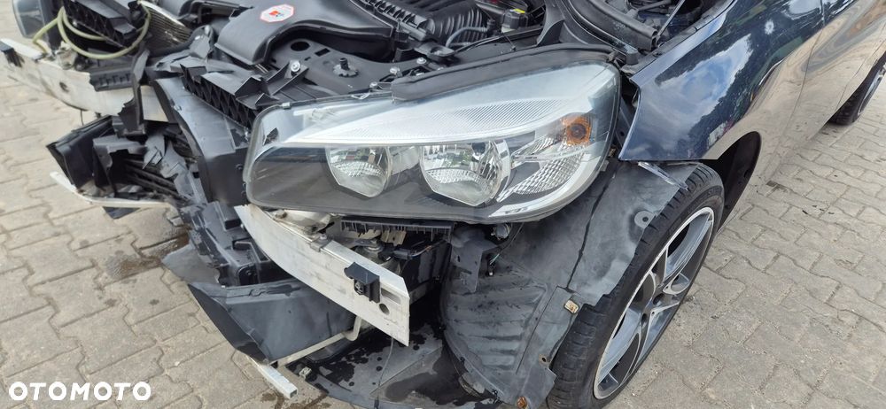 BMW Seria 2 220i Advantage - 29