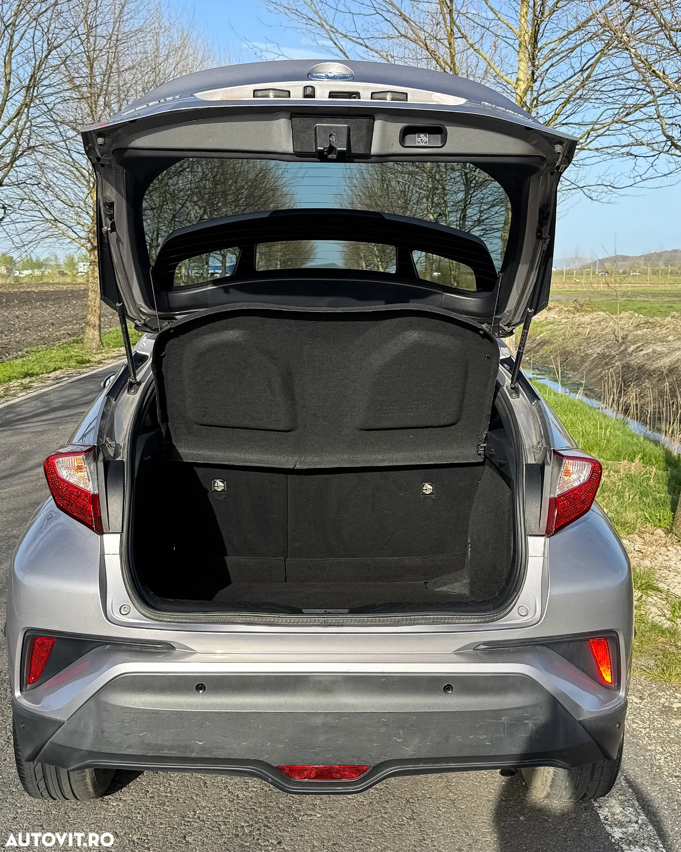 Toyota C-HR Hybrid Business-Edition - 14