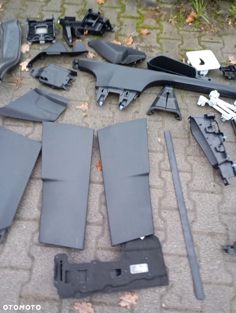 Plastiki Osłony Zaślepki Peugeot 5008 II - 13
