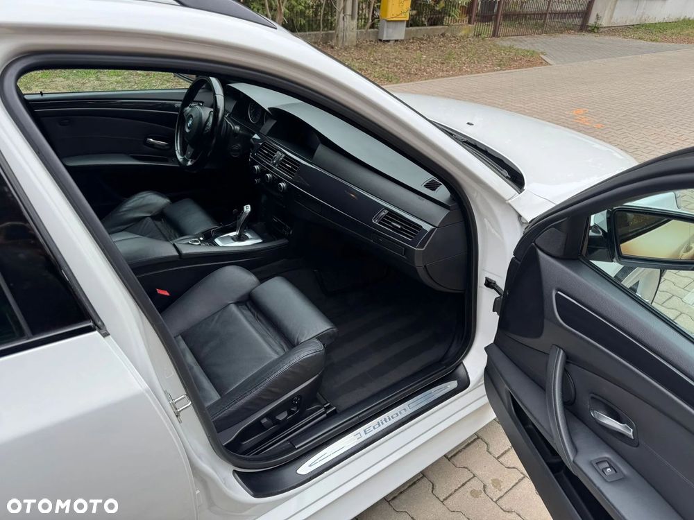 BMW Seria 5 530d Edition Sport - 13