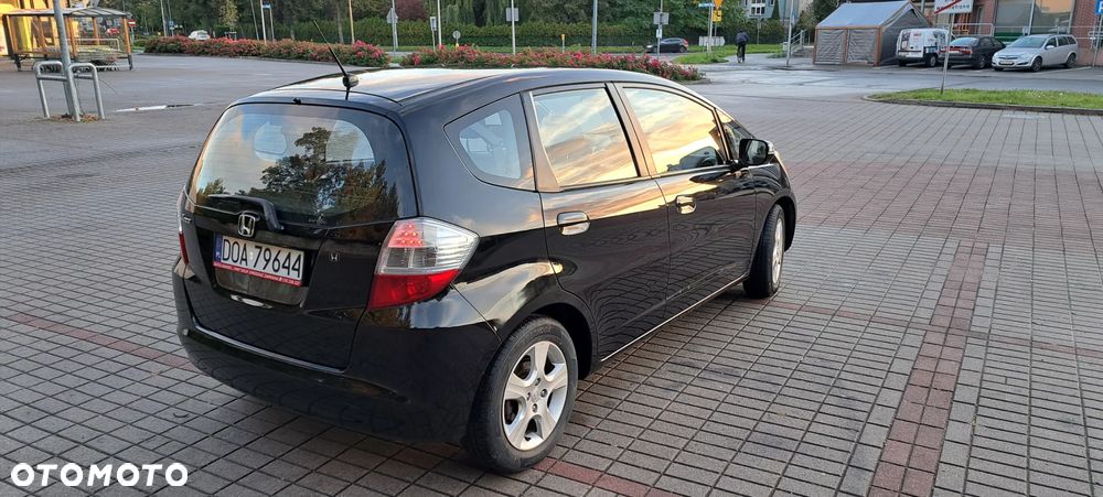 Honda Jazz ver-1-4-i--vtec-elegance - 3