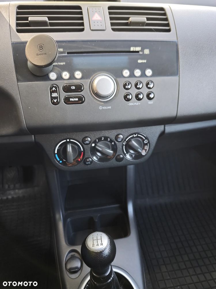 Suzuki Swift 1.5 GS - 23