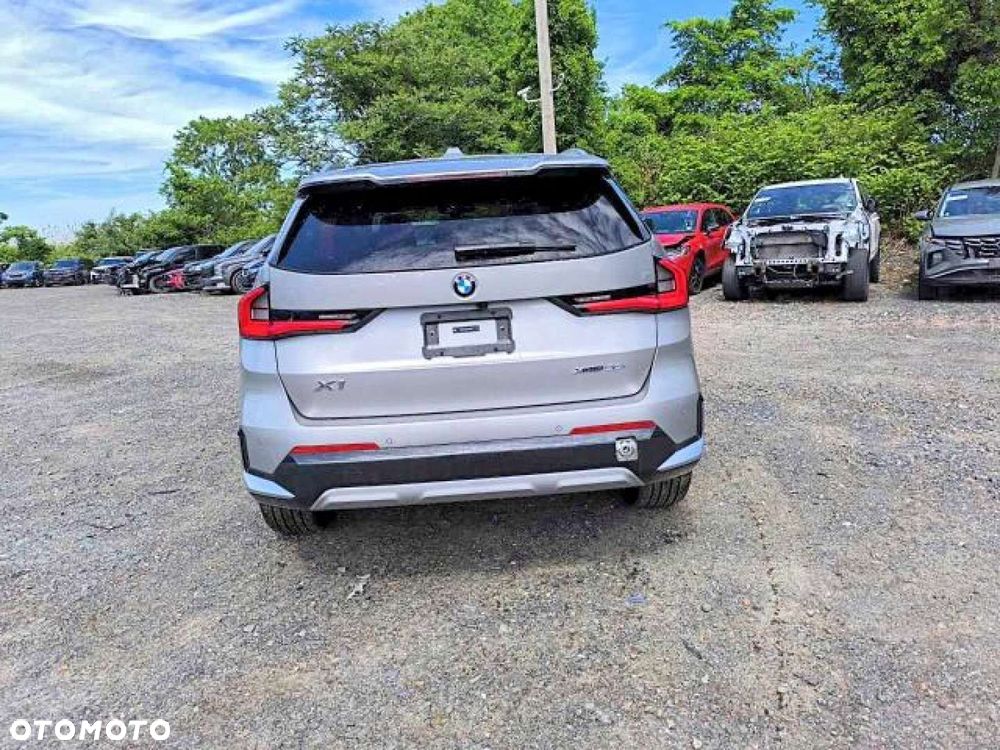 BMW X1 - 3