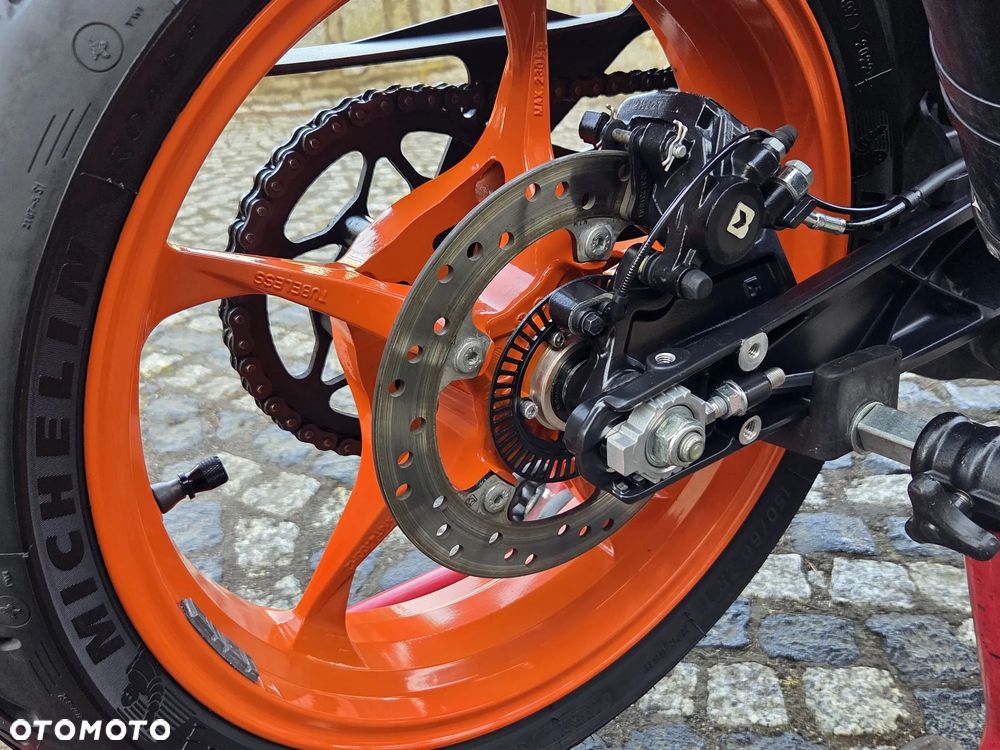 KTM RC 125 - 17