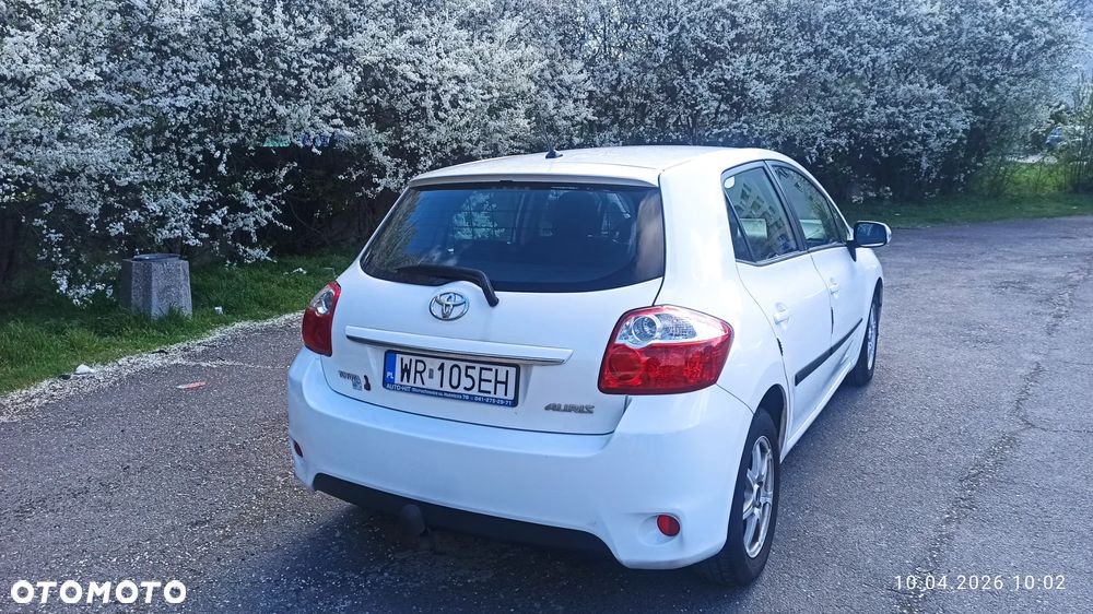 Toyota Auris 1.4 D-4D 2010 - 2