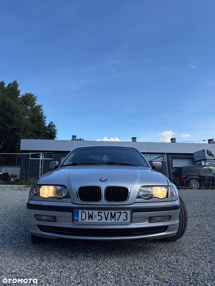 BMW Seria 3 2000 photo 5