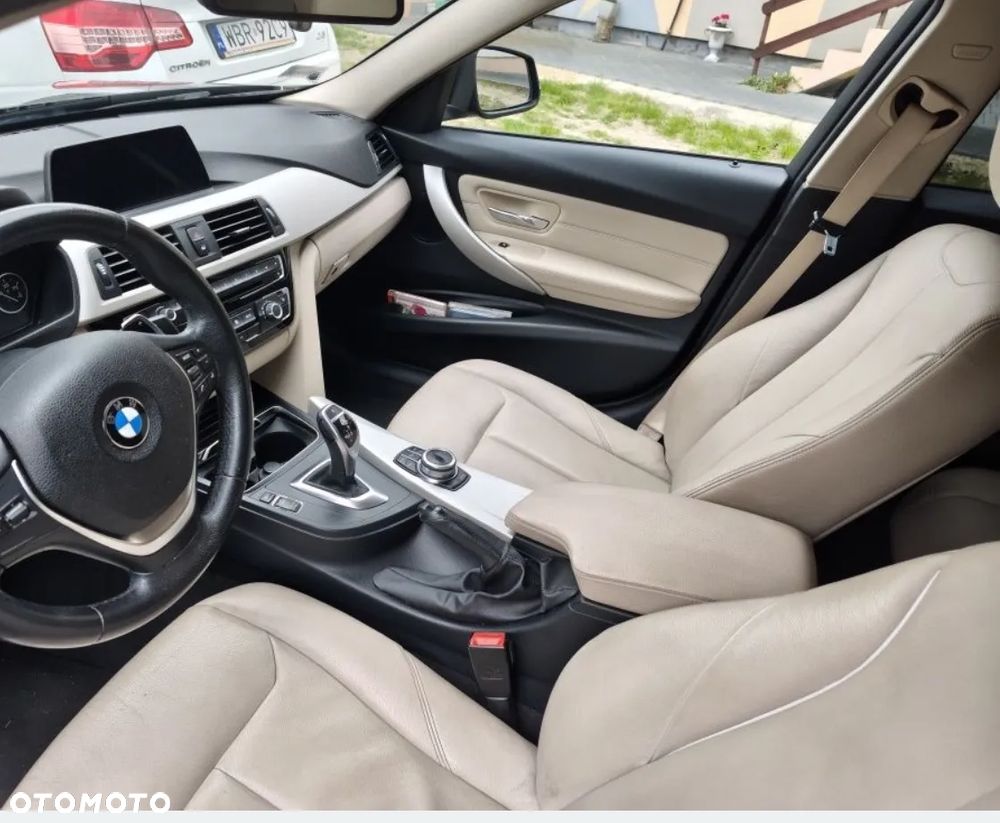 BMW Seria 3 320i GPF - 6