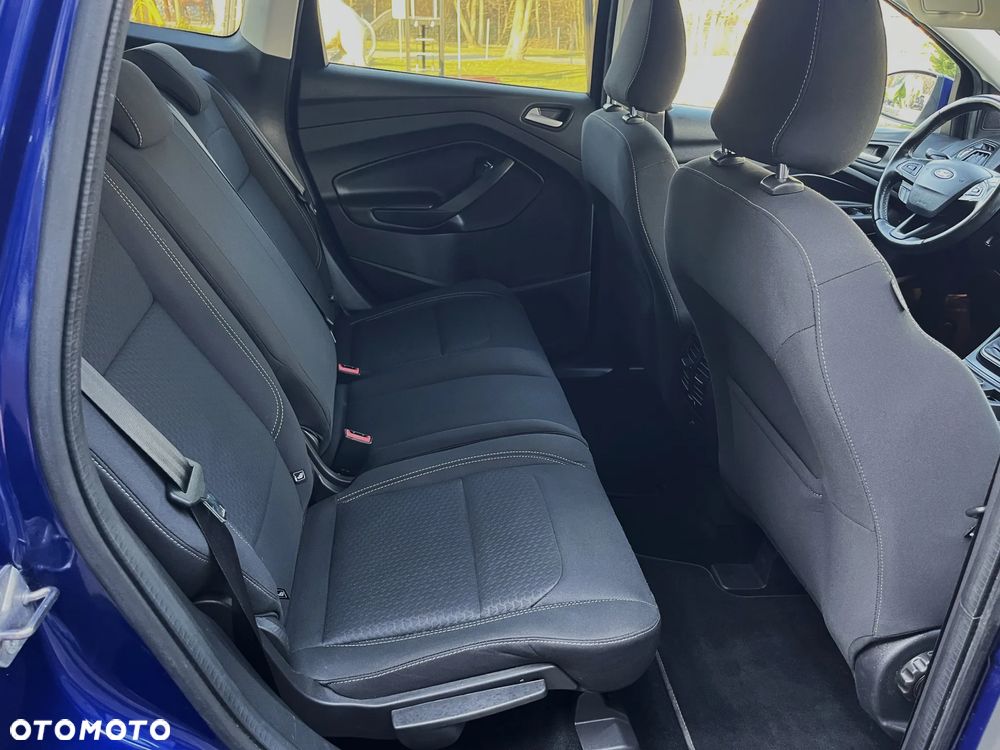 Ford Kuga 1.5 EcoBoost 2x4 Titanium - 20