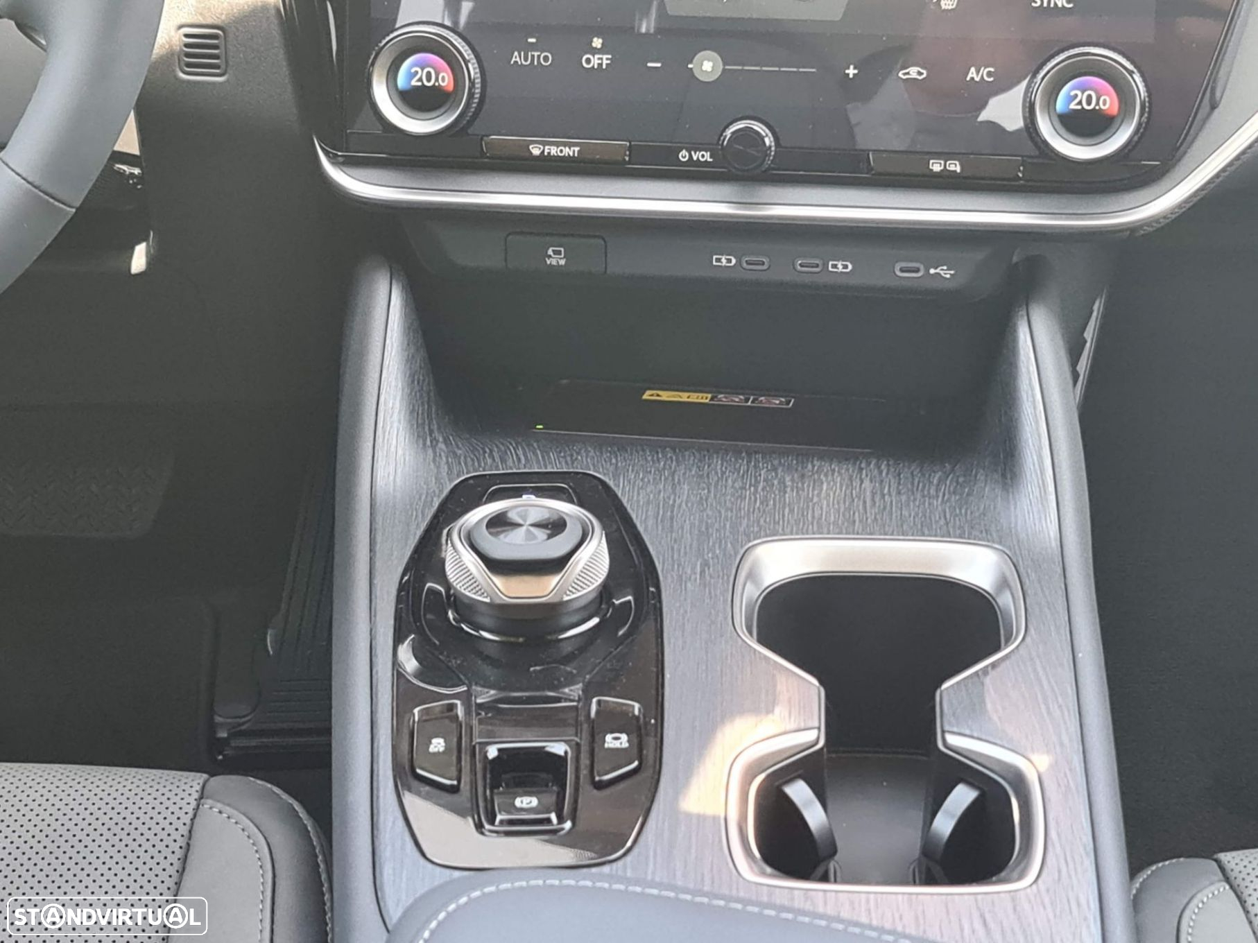 Lexus rz-450e Executive Plus - 13