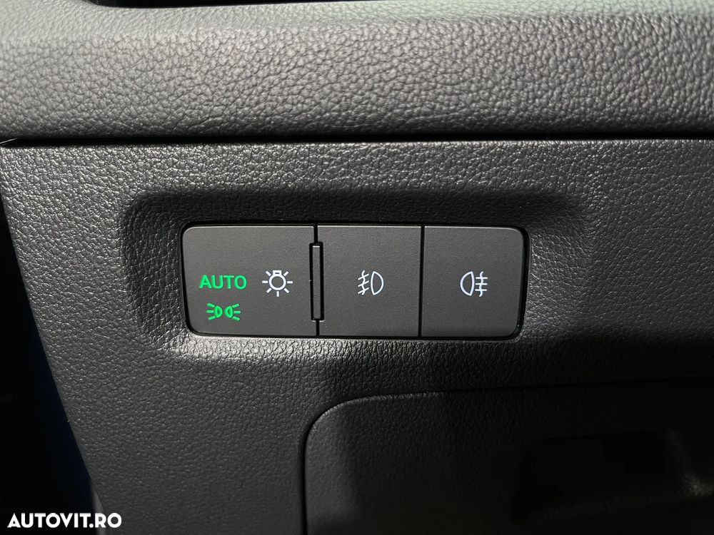 Skoda Octavia 2.0 TDI Ambition - 19