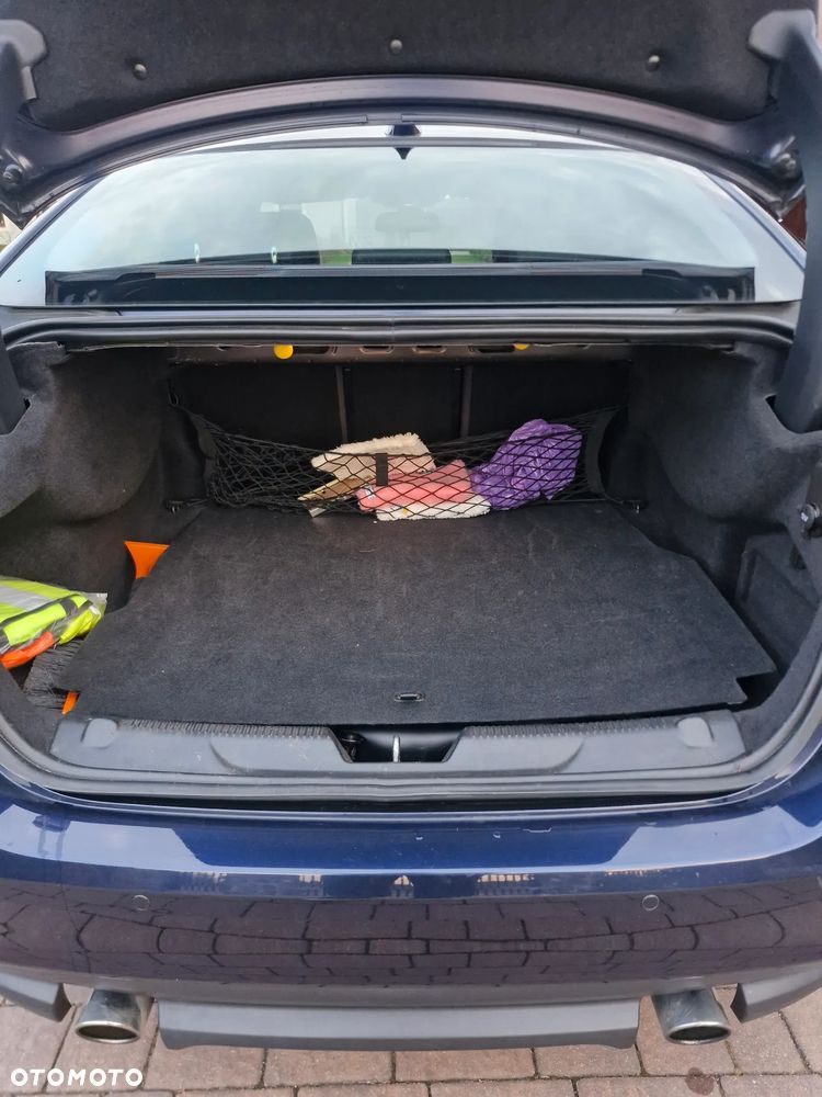 Jaguar XE 2.0 T Prestige - 20