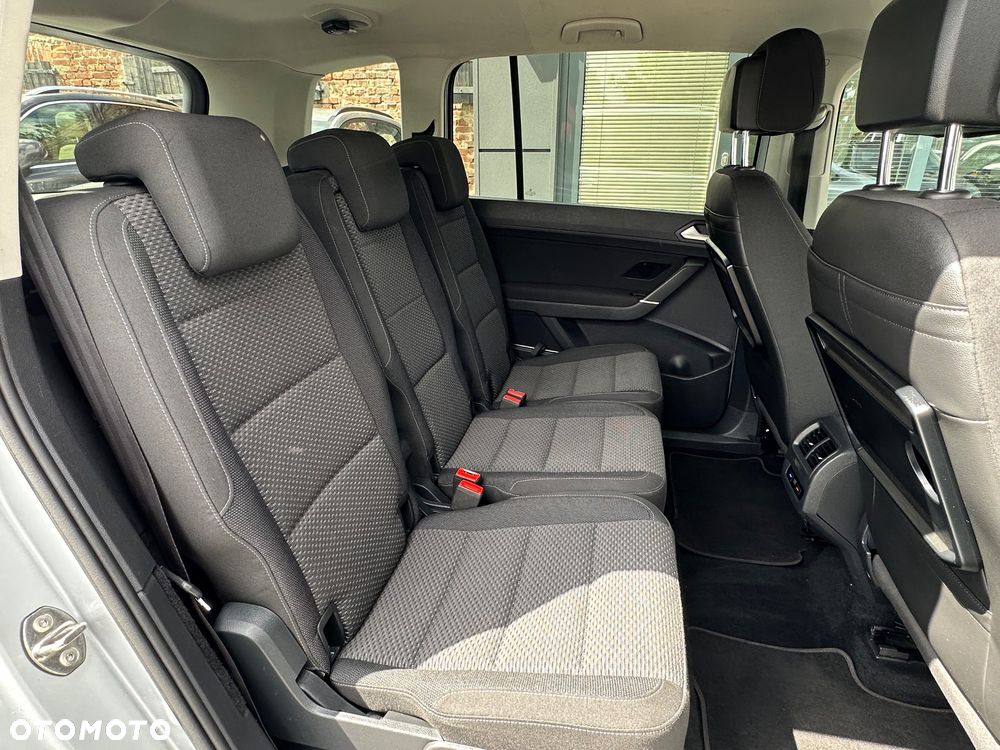Volkswagen Touran 1.6 TDI SCR BlueMotion Technology DSG Comfortline - 36