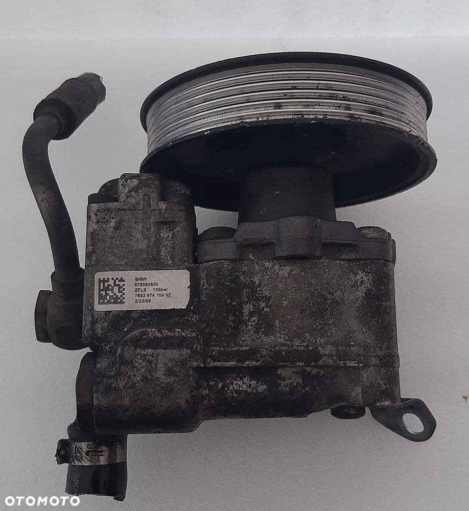 Pompa wspomagania BMW E60 E61 2l.d N47 678084804 - 3