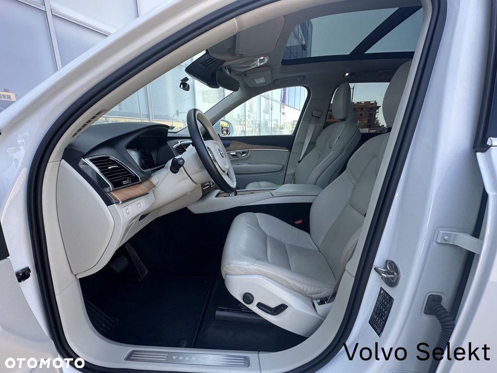 Volvo XC 90 - 34