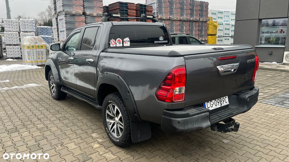 Toyota Hilux 2.4 D-4D Double Cab SR5 4x4 - 7