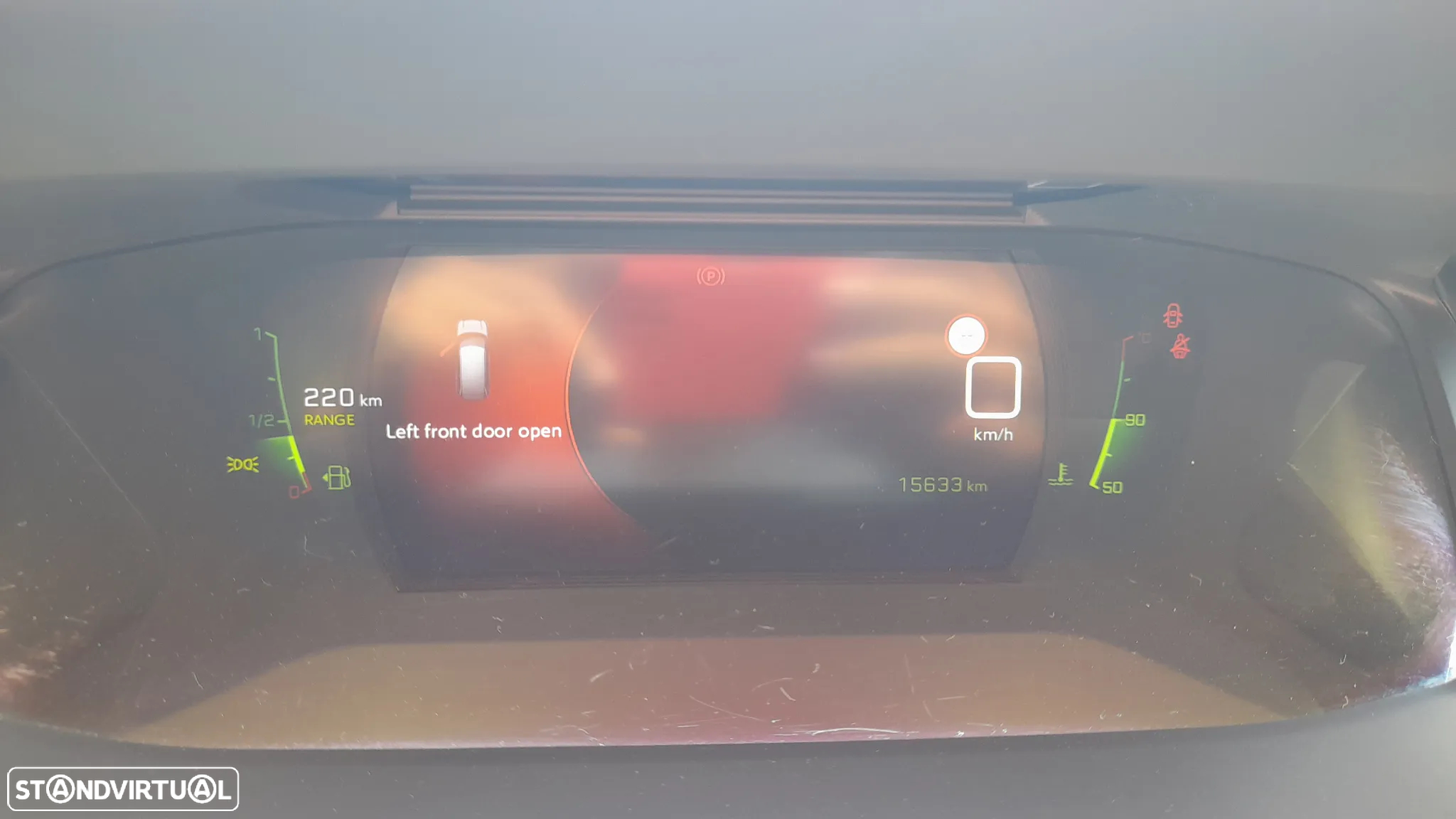 Peugeot 2008 1.5 BlueHDi Allure Pack - 10