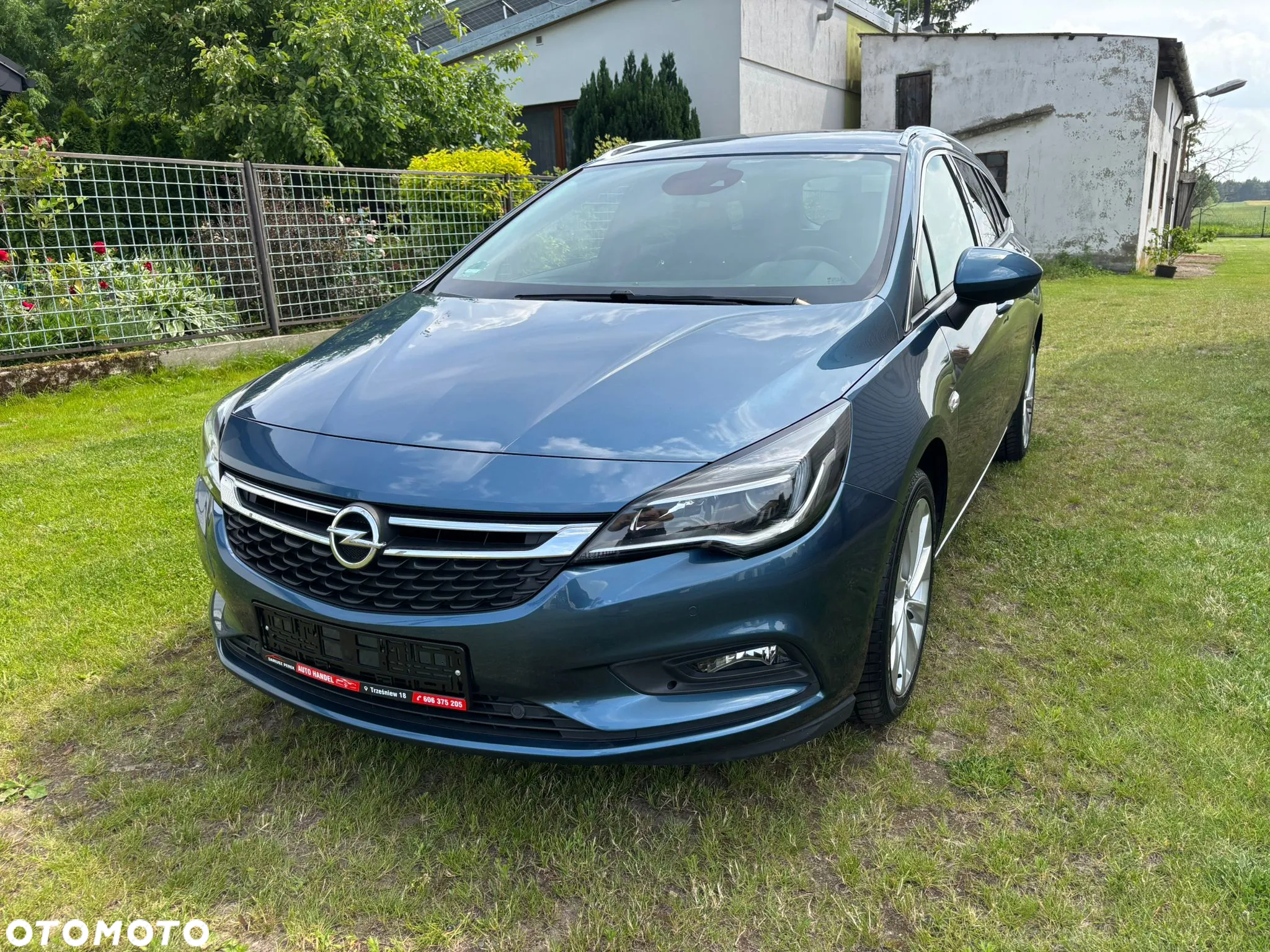 Opel Astra 1.4 Turbo Innovation - 11