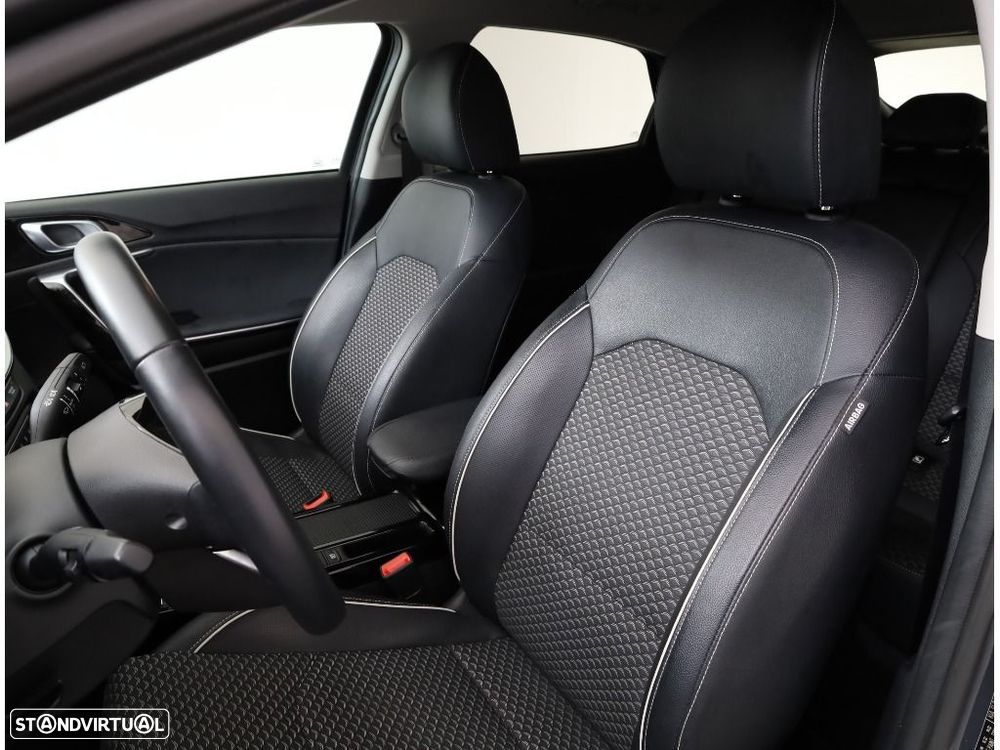 Kia XCeed 1.0 T-GDI Drive - 24