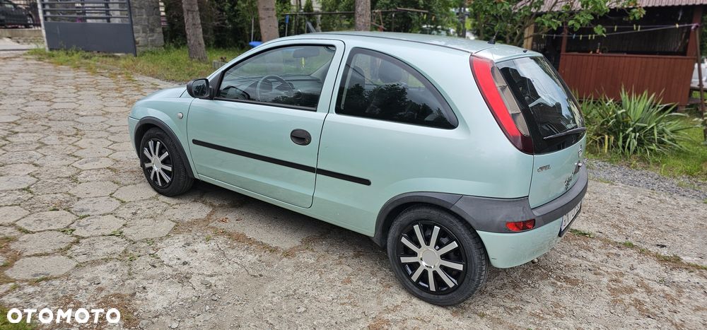 Opel Corsa - 4