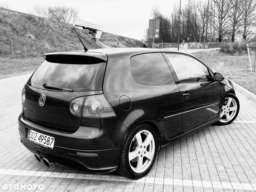 Volkswagen Golf 2.0 GTI - 12