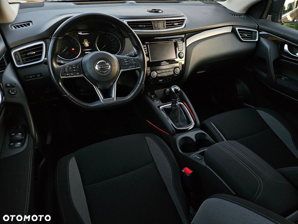 Nissan Qashqai 1.6 dCi Visia S&S - 26