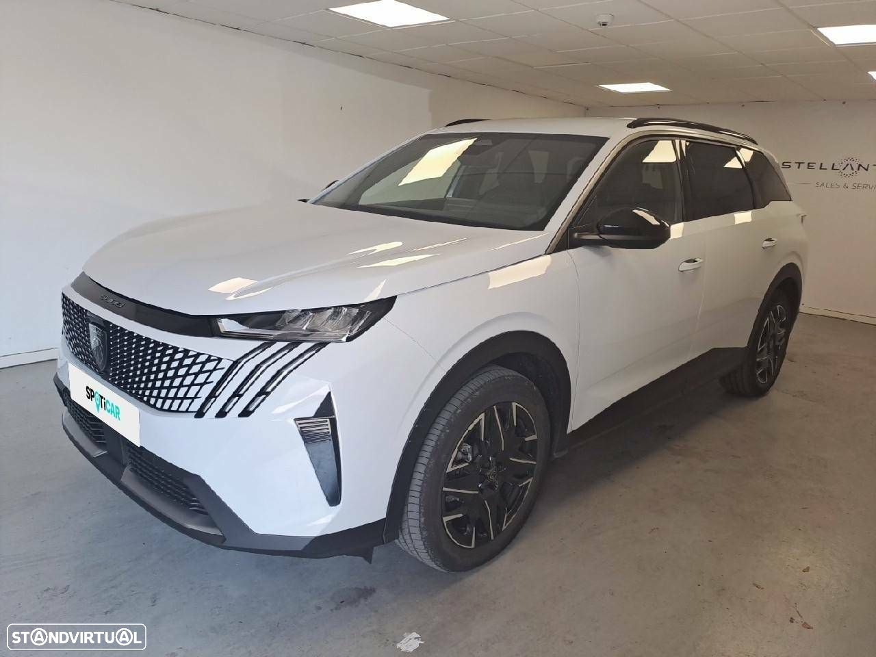 Peugeot 5008 1.2 Hybrid Allure e-DCS6 - 24
