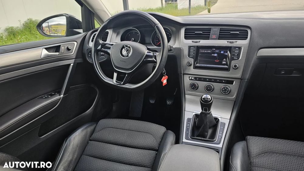 Volkswagen Golf 2.0 TDI Comfortline - 5