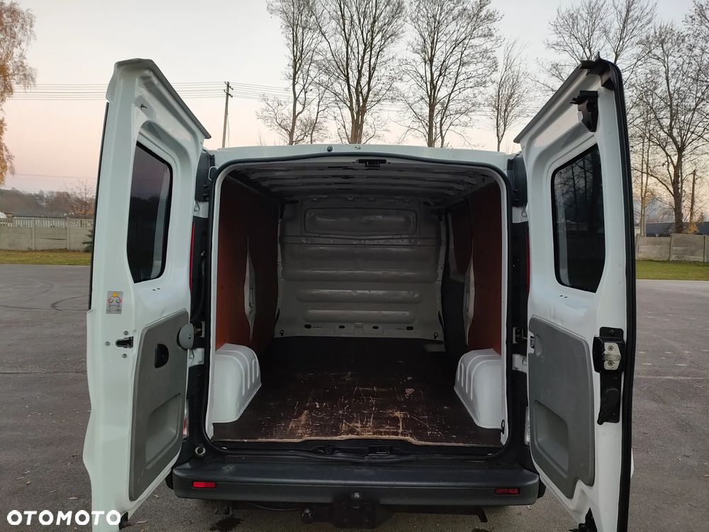 Renault Trafic - 19