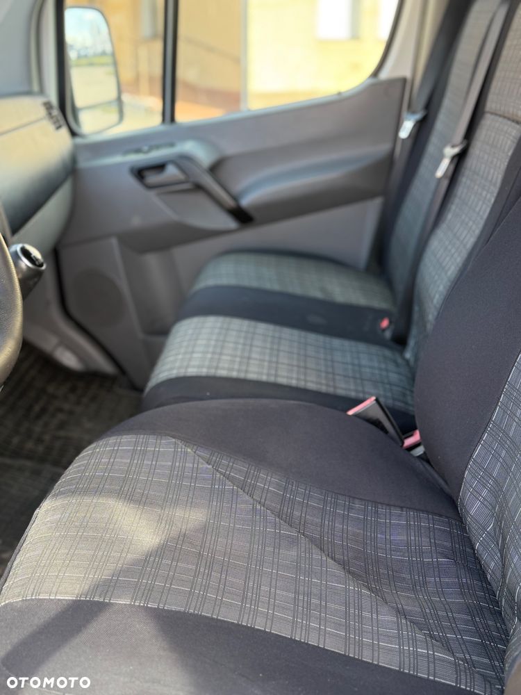 Volkswagen Crafter - 13