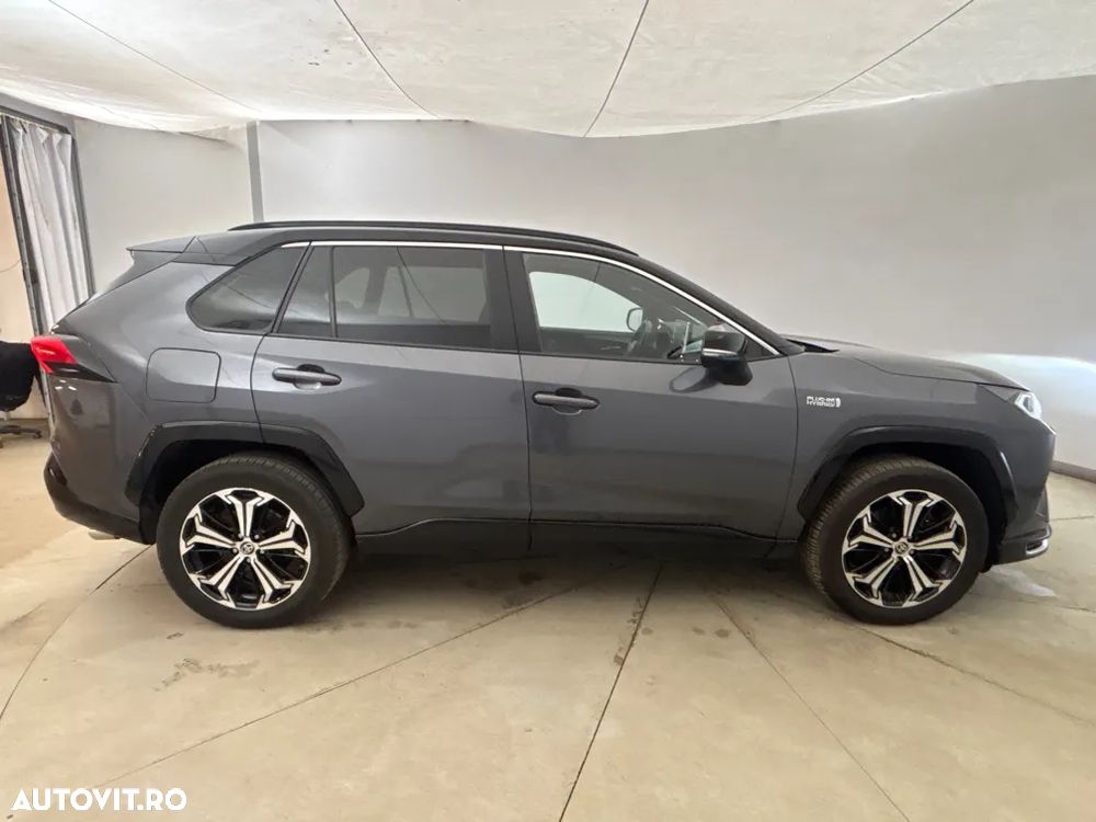 Toyota RAV4 Technik- und Style Paket - 4