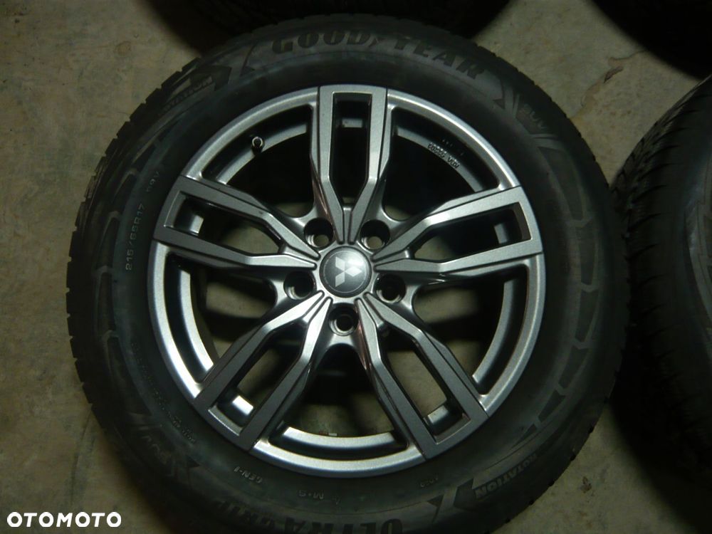 Mitsubishi Outlander koła felgi opony zima 215/65R17 - 2