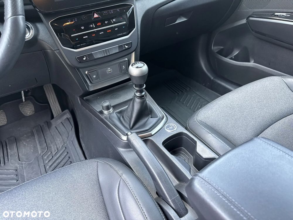SsangYong/KGM Tivoli 1.5 T-GDI Adventure Plus - 22
