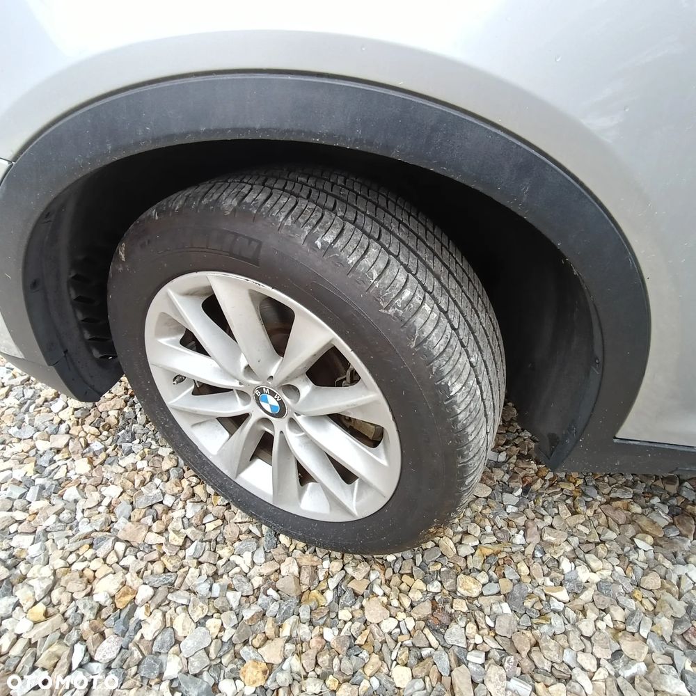 BMW X3 xDrive28i - 13
