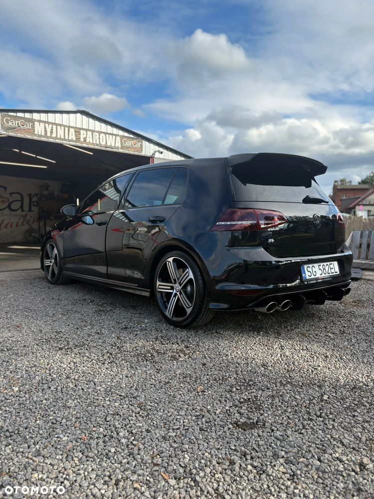 Volkswagen Golf - 40