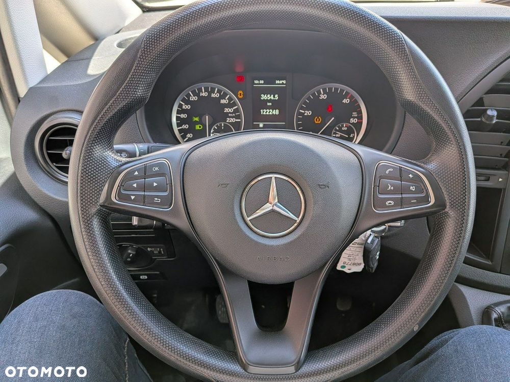 Mercedes-Benz Vito - 12